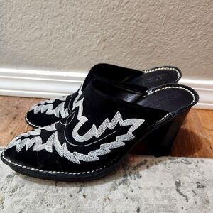 Donald J. Pliner Women's Black Embroidered Suede Boots